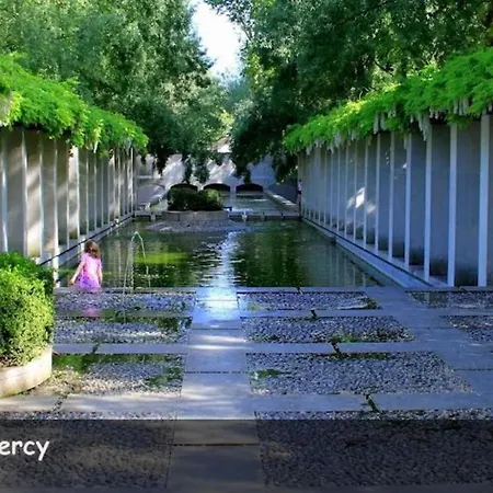 Chic And Peaceful In 13th شقة *